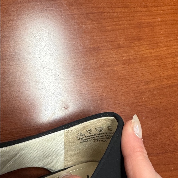 Life stride heels 7.5 wide // 011040 - Picture 3 of 3